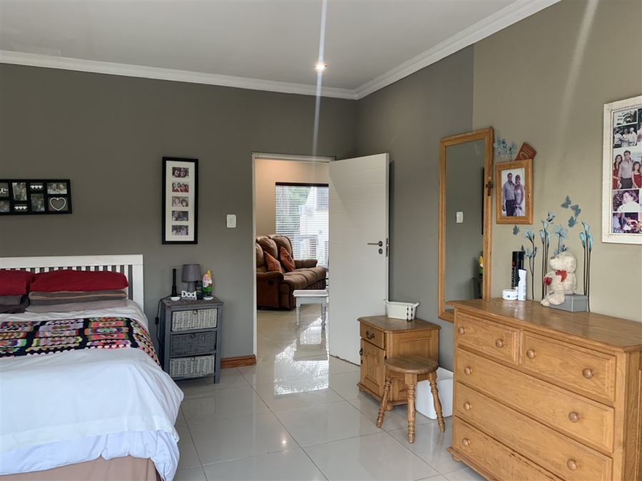 10 Bedroom Property for Sale in Dorchester Heights Eastern Cape